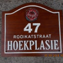 Hoekplasie | Wooden Farm Sign